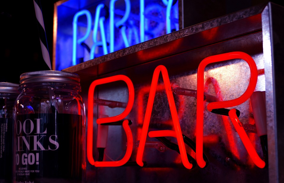How E-Cigarettes Are Shaping Nightlife