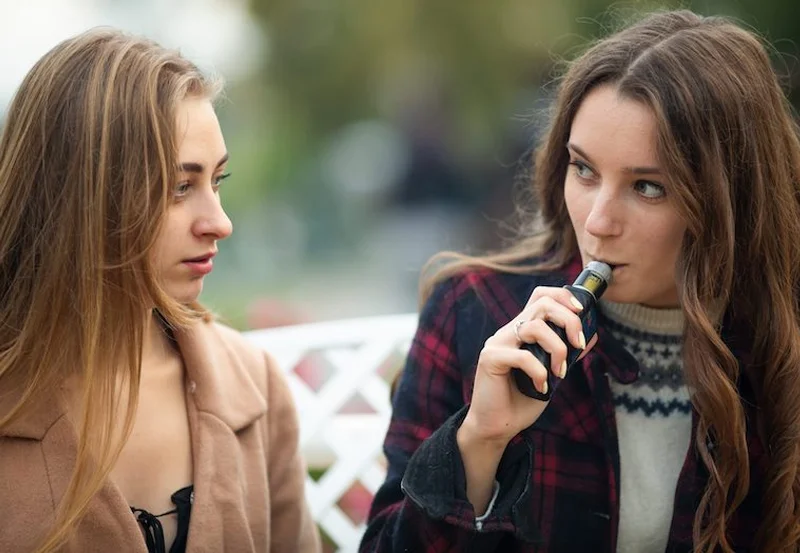 UK Disposable Vape Ban Begins June 1