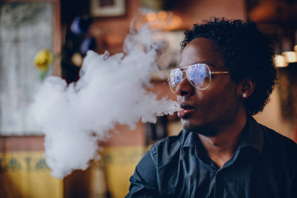 How Long Does It Take to Charge Luckee Vapes?