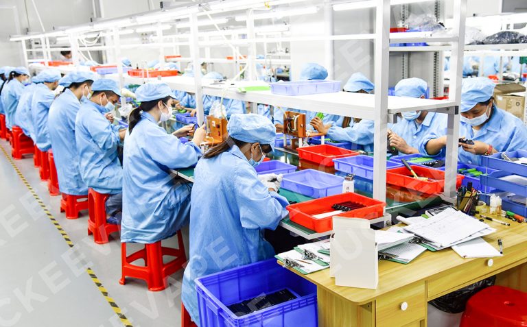 How Disposable Vapes Are Manufactured in a Vape Factory