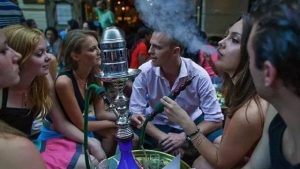 E-Hookah vs Shisha: What Is the Difference?